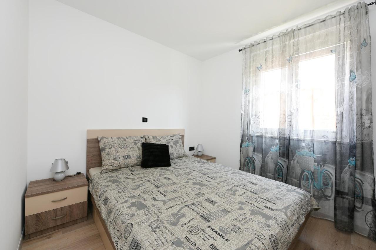 Apartment Matea Zadar Extérieur photo